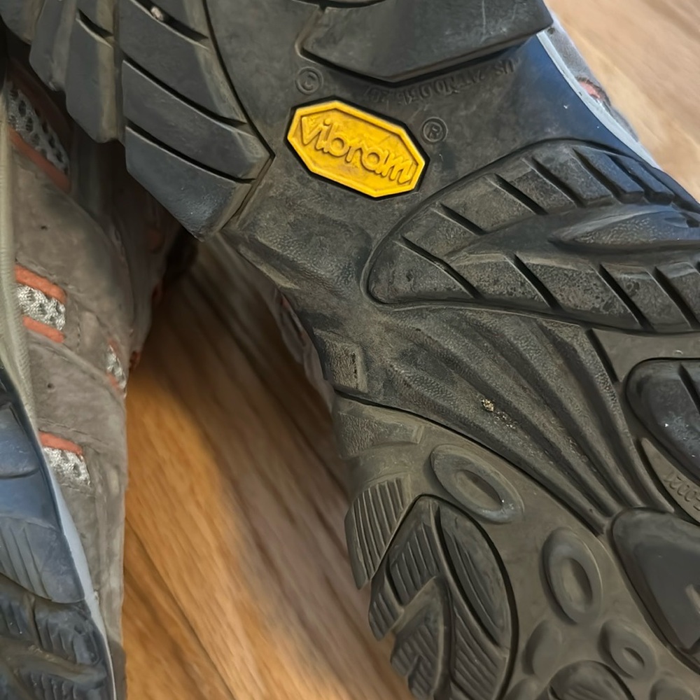 Merrell Moab 2 Mid Hiking Boots - Picture 9 of 9